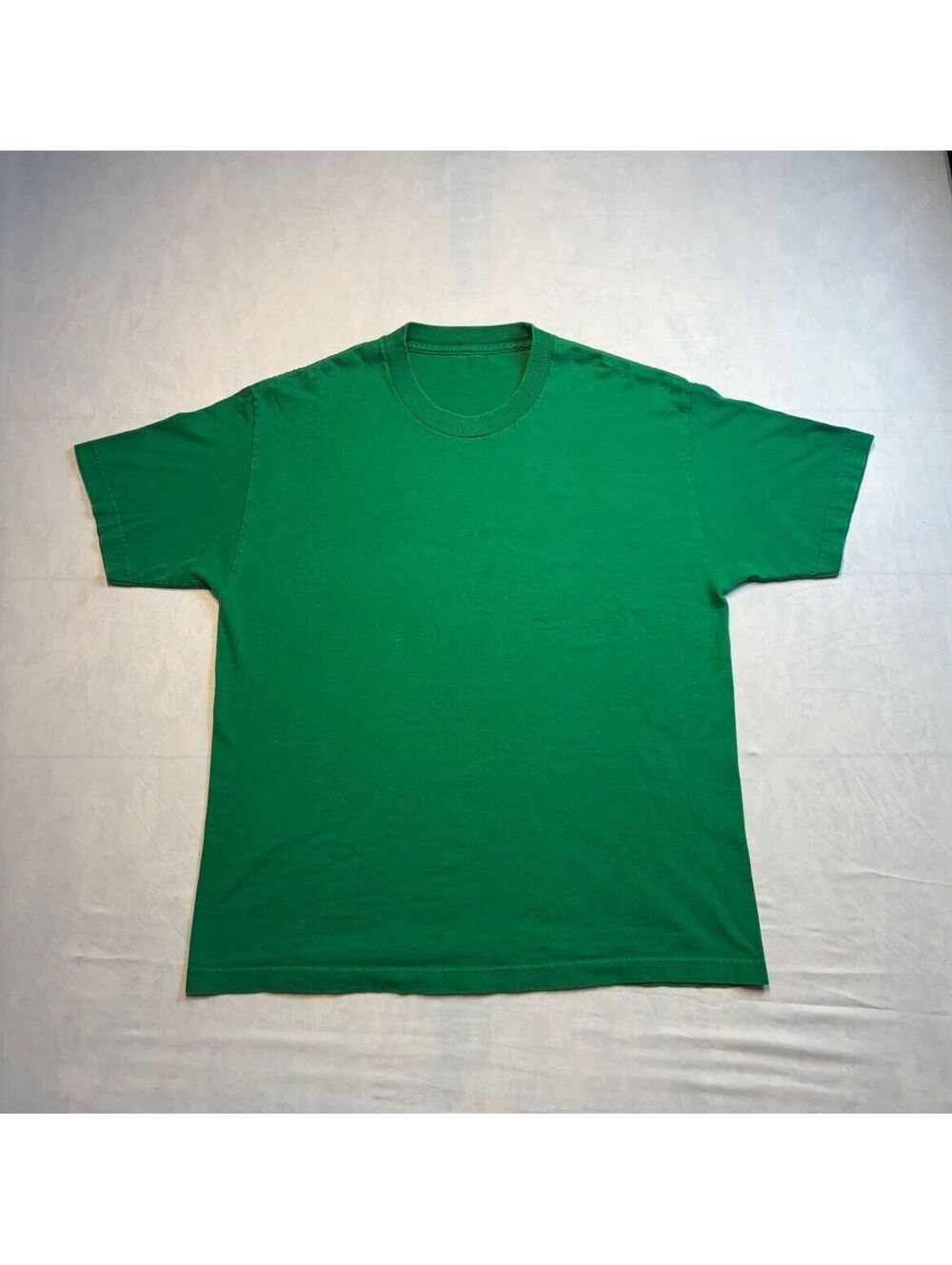 Vintage 90's Blank Green Heavyweight Cropped Boxy T Shirt